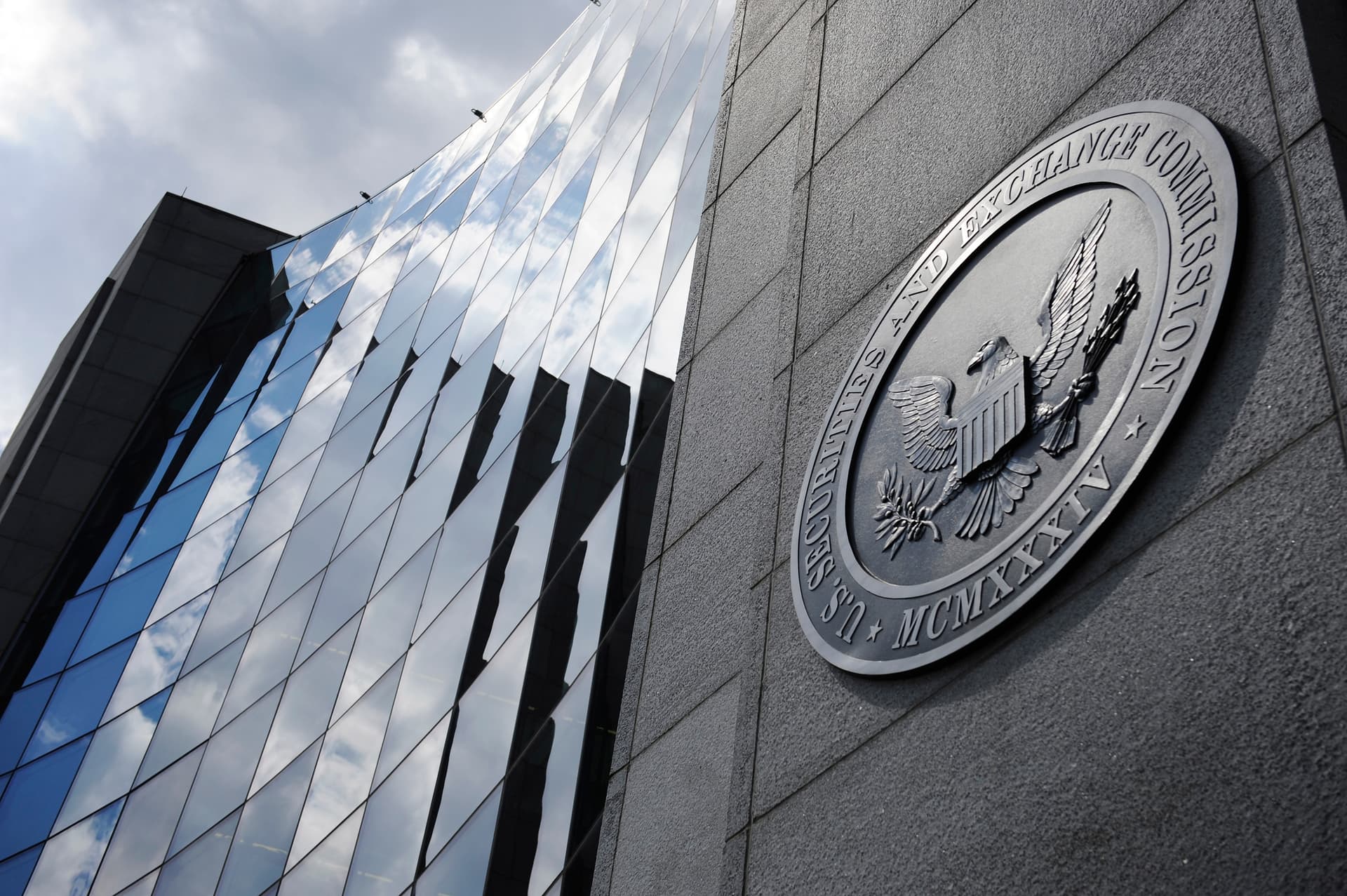 SEC, WL Ross & Co, private equity, fine, penalty