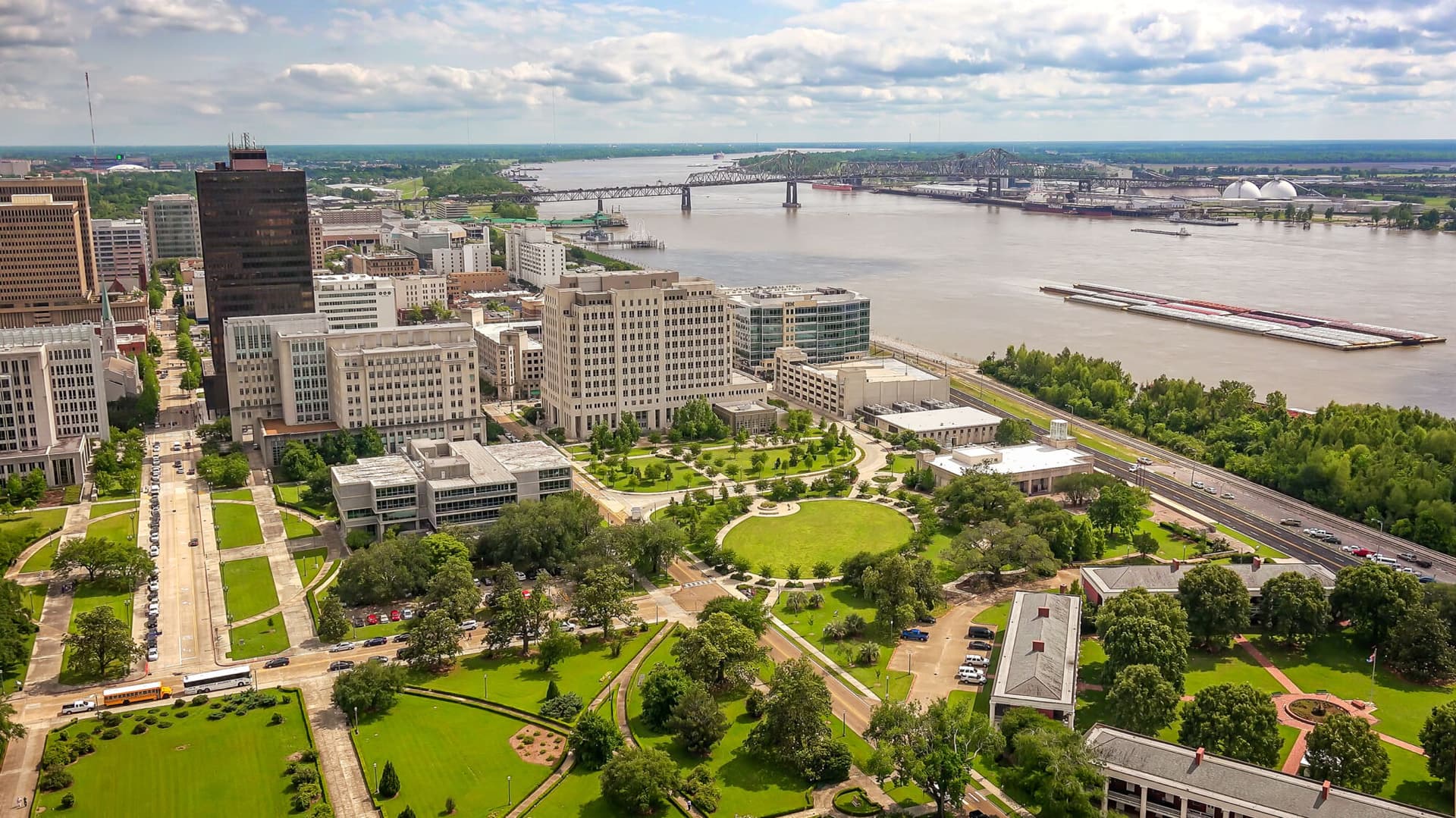 Aerial view of Baton Rouge, Louisiana and the Mississippi River