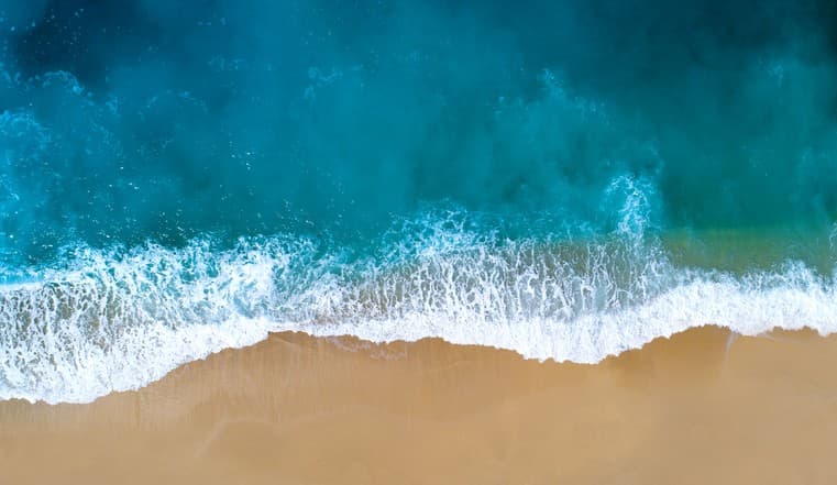 Image of a blue sea.
