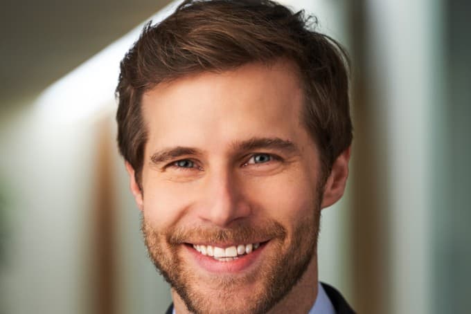 Aaron Goldman, Hg