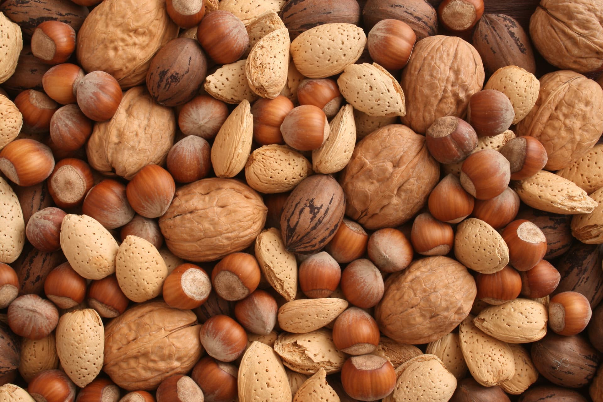 Getty Images: mixed nuts