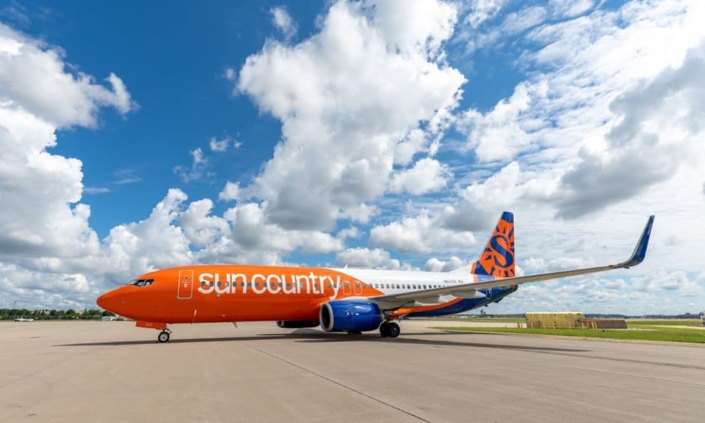 Sun Country Airlines plane