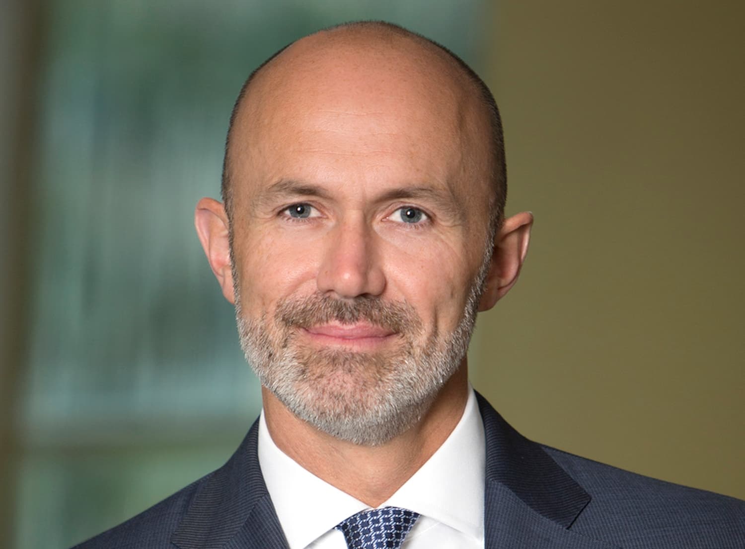 Edwin Conway, BlackRock investment alternatives retail investors