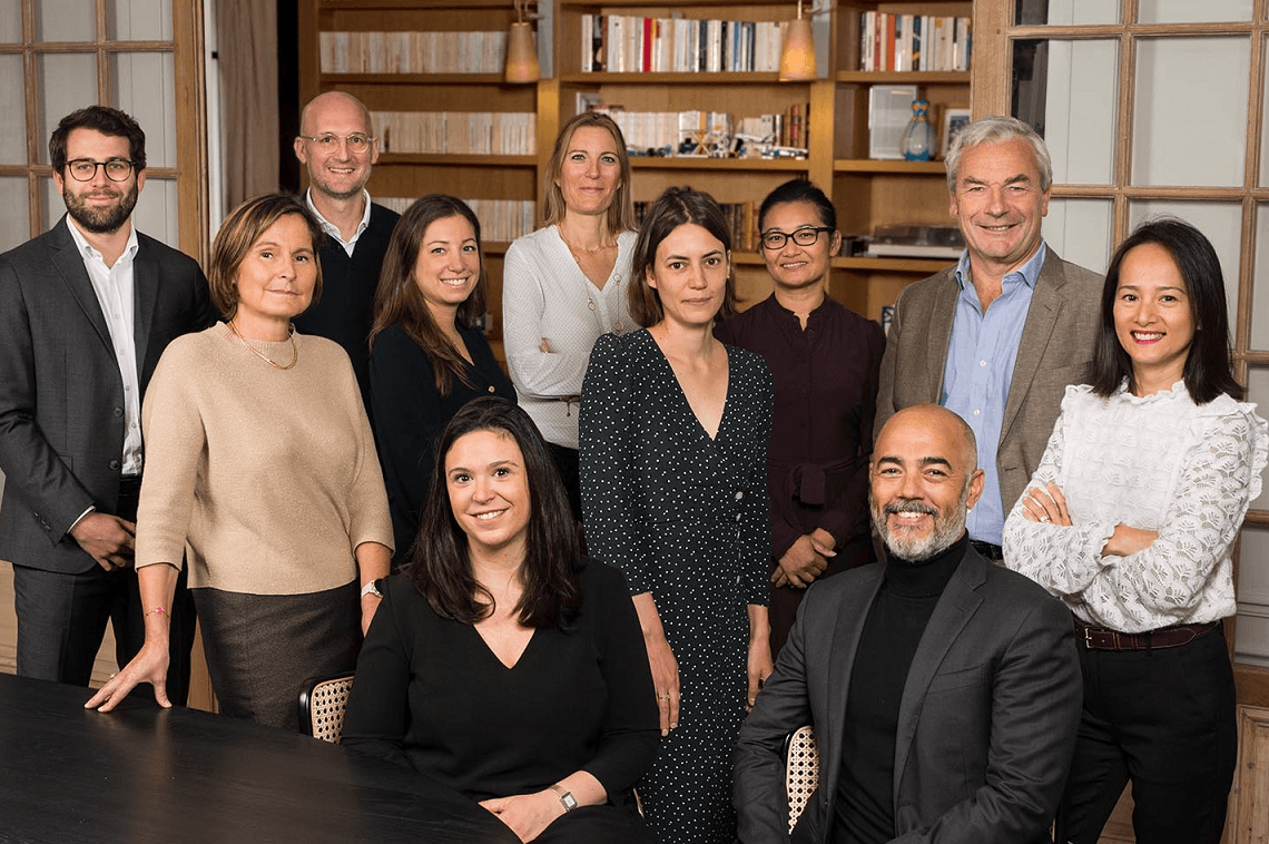 Armen team photo