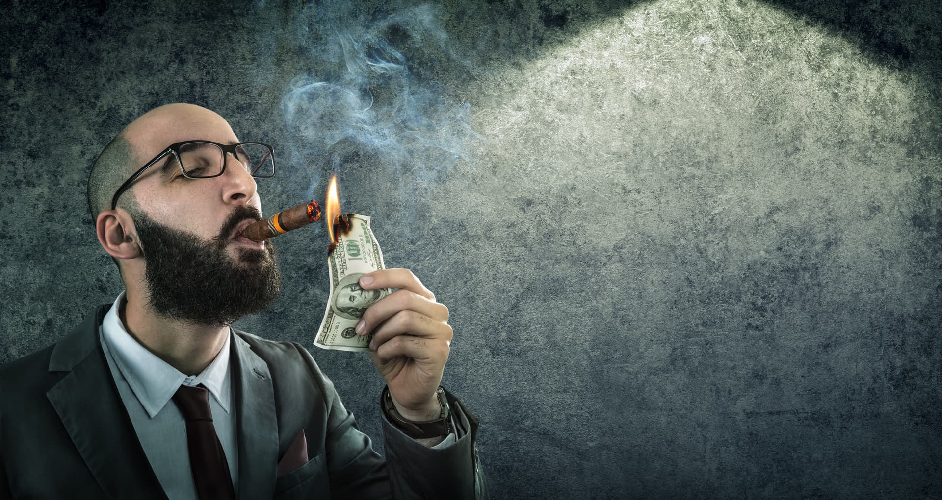 money to burn, rich, wealthy, cigar